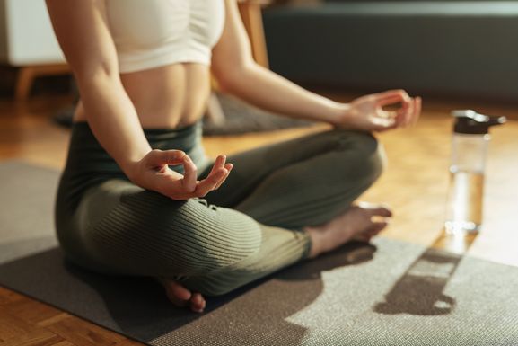 Tief durchatmen, den Alltag loslassen und neue Energie tanken: Süddeutschlands Gesundheitsstadt Bad Mergentheim wird vom 19. bis 21. Juni erneut zum Treffpunkt für Yoga- und Achtsamkeitsbegeisterte. Foto: iStock/Drazen Zigic