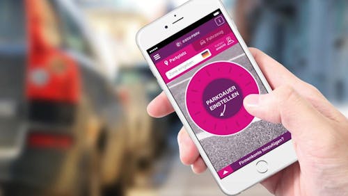 In Bad Mergentheim zahlen Sie die Gebühren für öffentliche Parkplätze bequem und bargeldlos über Ihr Mobiltelefon.