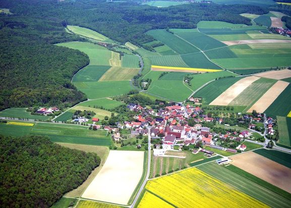 Herbsthausen von oben