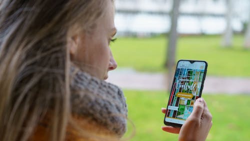 Überall vernetzt: Die Stadt Bad Mergentheim bietet Ihnen kostenloses und schnelles WLAN in allen Bereichen der Innenstadt. (Foto: Björn Hänssler)