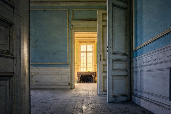 Leerstehende Gebäude/Anwesen