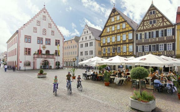 Die vhs Bad Mergentheim ist im historischen Alten Rathaus untergebracht.