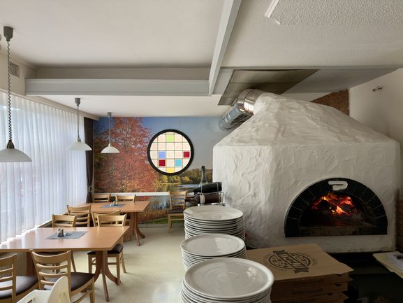 Innenraum Pizzeria im Weberdorf