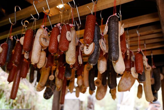 SCHLACHTFEST IM ERDHAUS des WALDORADO, auf dem Katzenberg, Bad Mergentheim